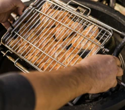 Kamado Joe JoeTisserie Basket Set Spit Mand 17 Kamado Joe JoeTisserie Basket Set Spit Mand -Kamado Verkoopwinkel kamado joe joetisserie basket set spit mand 5