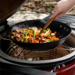 Kamado Joe Karbon Steel Wok -Kamado Verkoopwinkel kamado joe karbon steel wok 2