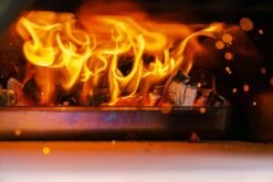 Ooni Karu 16 Houtskoolgestookte Pizzaoven -Kamado Verkoopwinkel ooni karu 16 houtskoolgestookte pizzaoven 8