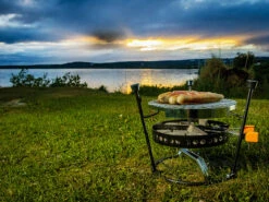 Petromax Dutch Oven 3-delige Dekselhouder Set -Kamado Verkoopwinkel petromax dutch oven 3 delige dekselhouder set 2