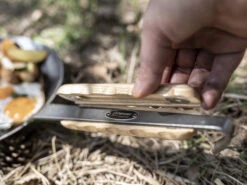 Petromax Houten Handvat Voor Smeedijzeren Pan -Kamado Verkoopwinkel petromax houten handvat voor smeedijzeren pan 4